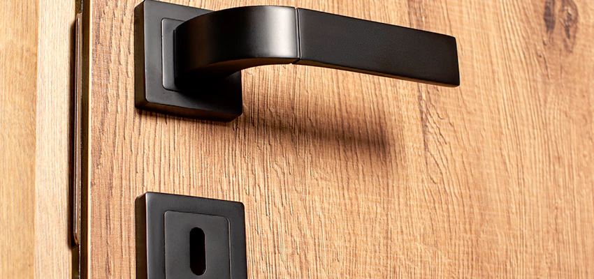 Weekend Lockout Assistance Troubleshooting in Apple Valley, California