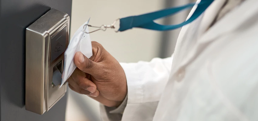 Commercial Locksmith For Rekey in Apple Valley, CA