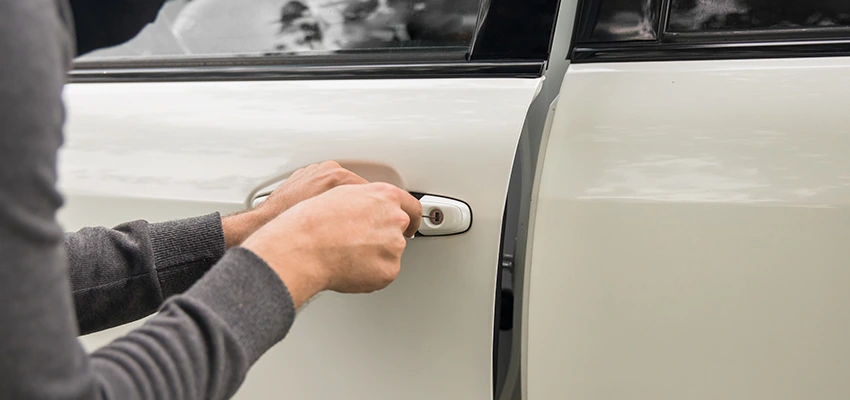 Unlock Car Door Service in Apple Valley, CA